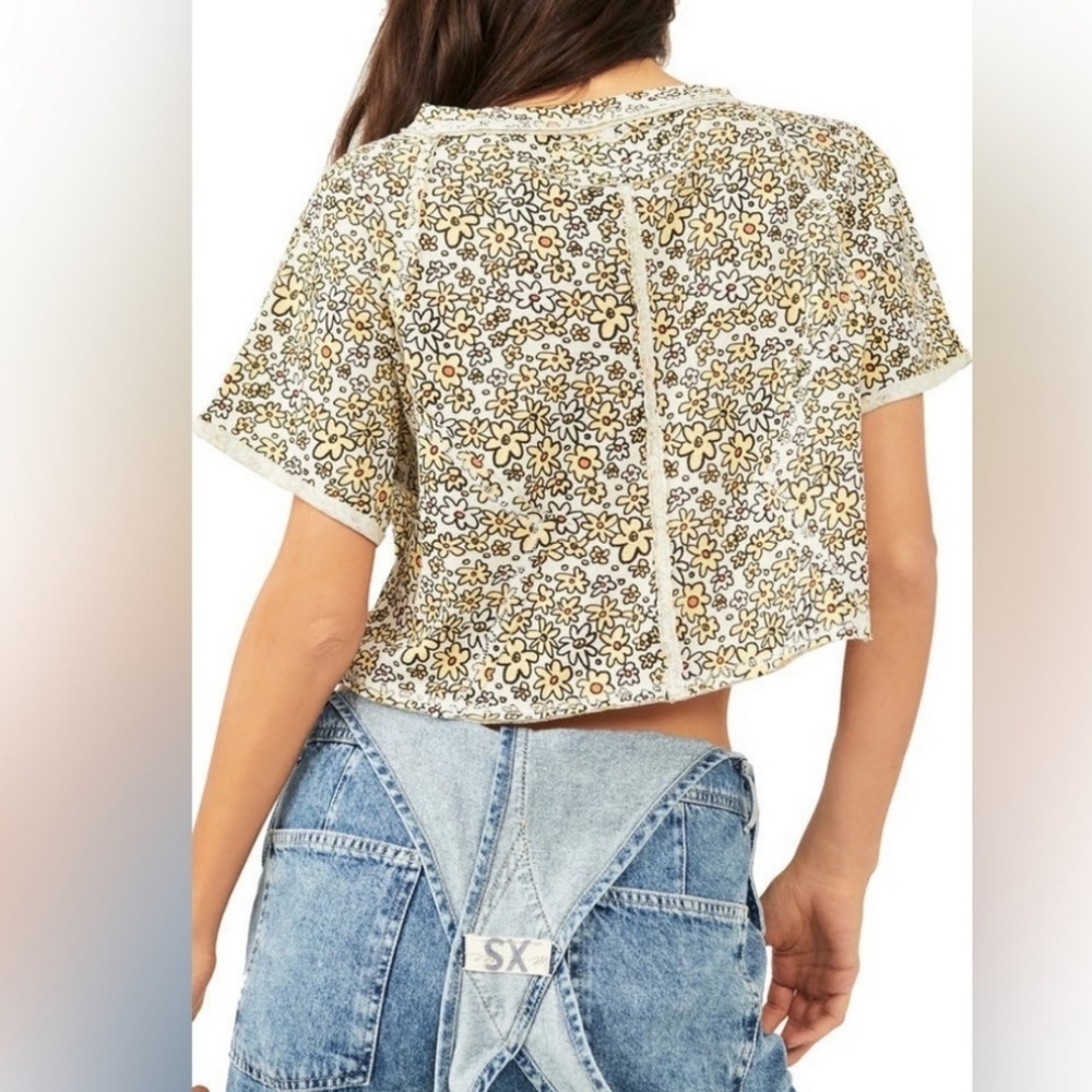Free People T-shirt